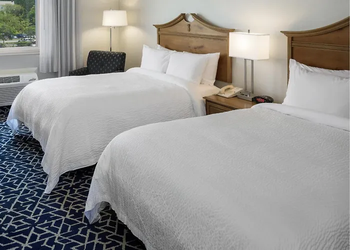 The Newport Harbor Hotel & Marina