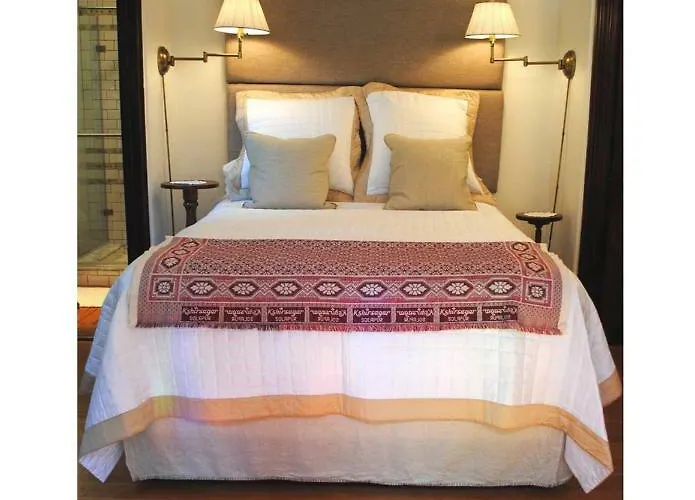 Austin House Inn